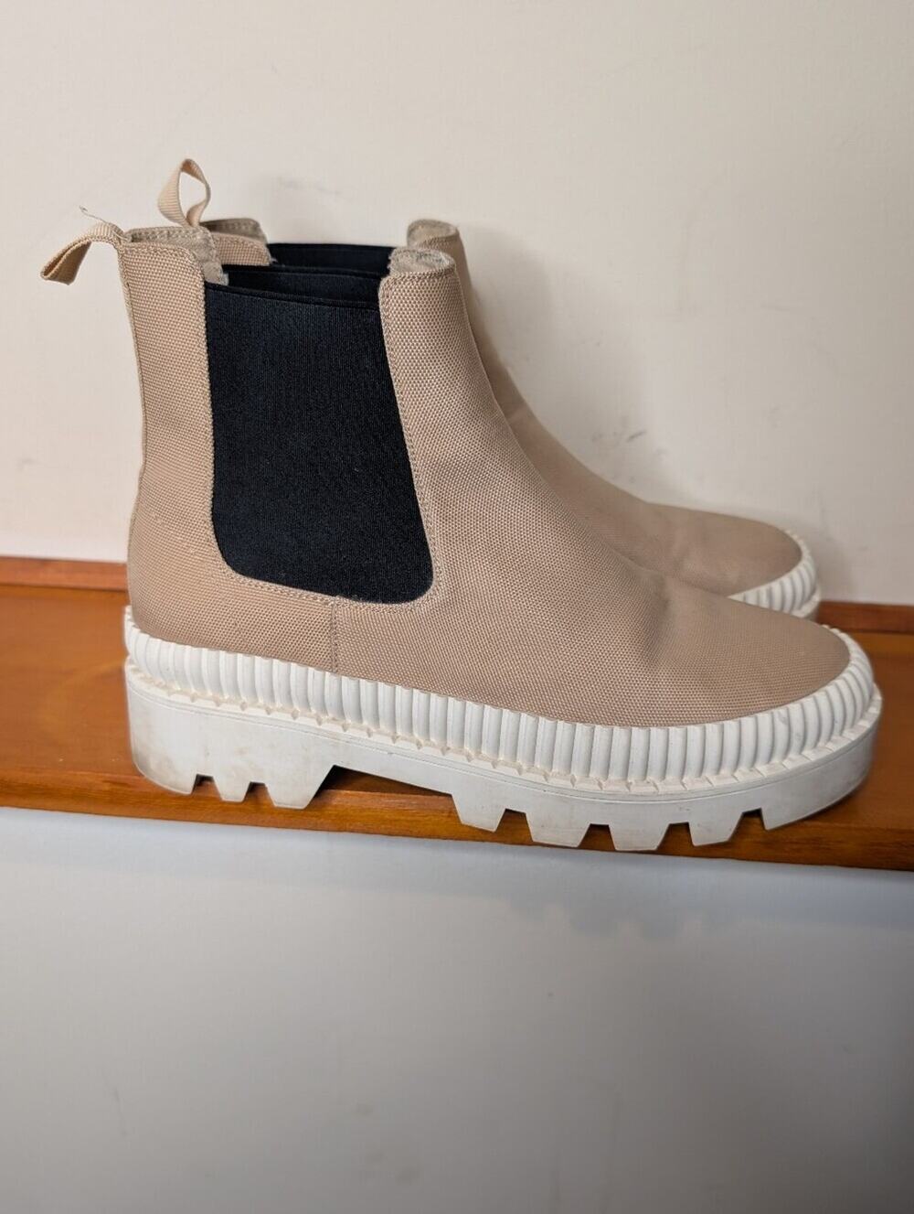 Silent D Taupe Canvas Platform Chelsea Boot Lug Sole Size 41/10